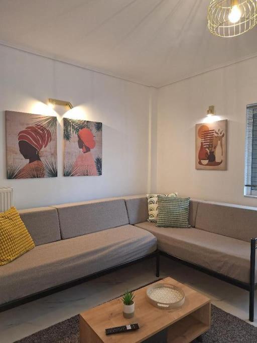 Carlito'S Apartment 2 Next To Metro Station Athena Bagian luar foto