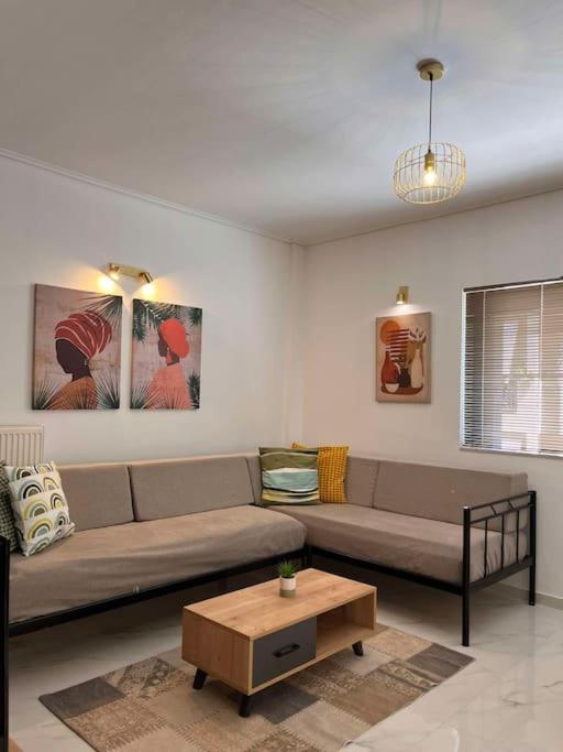 Carlito'S Apartment 2 Next To Metro Station Athena Bagian luar foto